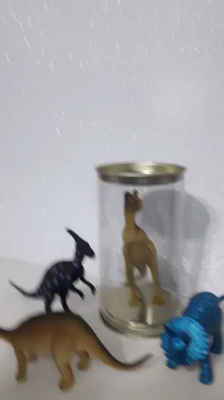 Kit Pote Transparente + Dinossauros de Borracha Sortidos