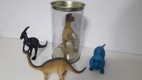 Kit Pote Transparente + Dinossauros de Borracha Sortidos