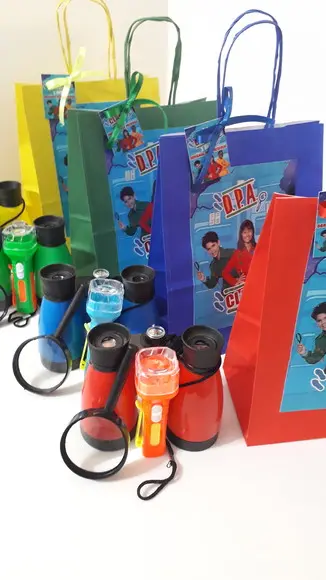 Kit Sacolinha + Binóculo + Lanterna + Lupa Tema Dpa
