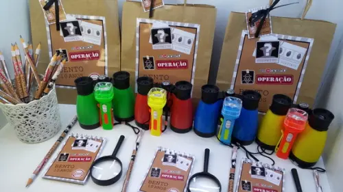Kit Sacolinha+binoculo+lanterna+lupa+bloquinho+ Lápis