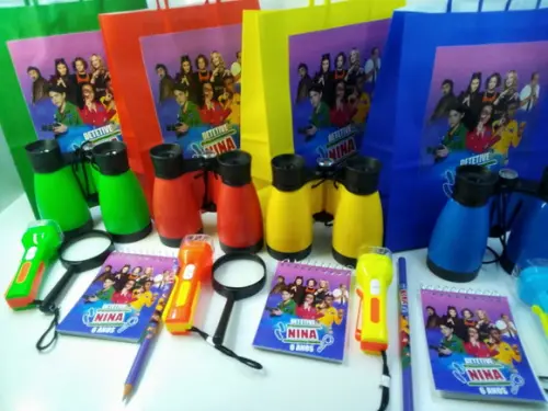 Kit Sacolinha+binoculo+lanterna+lupa+bloquinho+lápis Dpa
