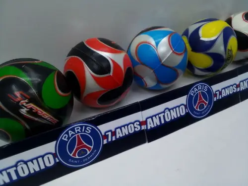 Mini Bola Macia Tamanho 6x6cm Tema Futebol Psg