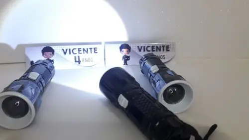 Mini Lanterna de Plástico Sortidas Lapela Tema Pantera Negra