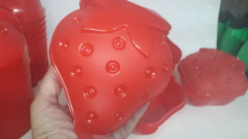 Pote em Formato de Morango sem Personalizar