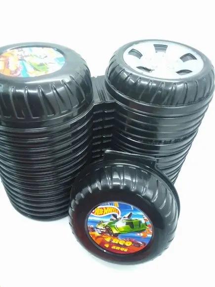 Pote em Formato de Roda Capacidade: 340 ml Tema Hot Wheels