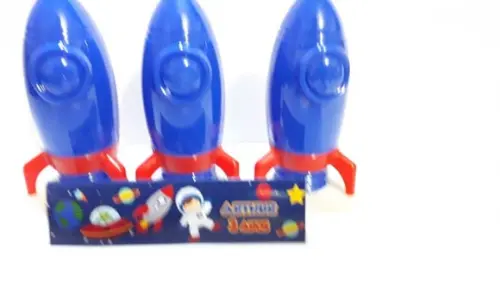 Tubete em Formato de Foguete + Lapela Astronauta