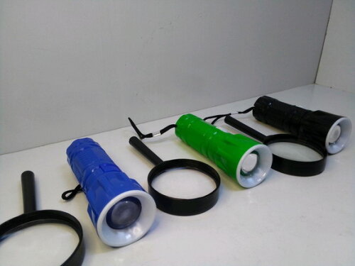 Lembrancinha 20 Kits Lanterna e Lupa sem Personalizar