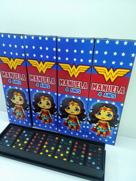 Lembrancinha Mulher Maravilha Domino Personalizado