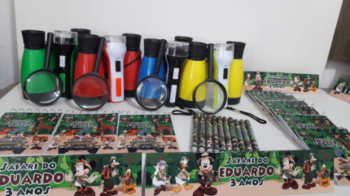 Kit Binoculo + Lanterna + Lupa + Bloquinho + Mini Lápis