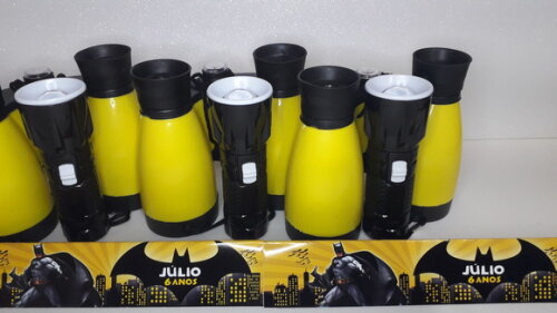 Kit Binoculo e Lanterna Tema Batman