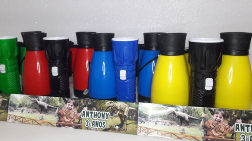 Kit Binoculo e Lanterna Tema Parque dos Dinossauros