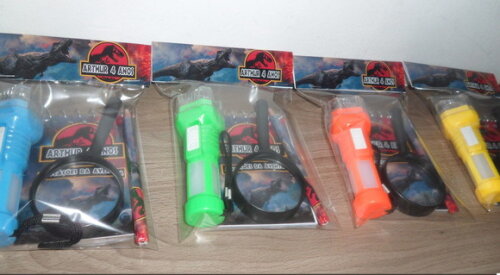 Kit Bloquinho + Mini Lápis + Lanterna + Lupa Tema Dinossauro