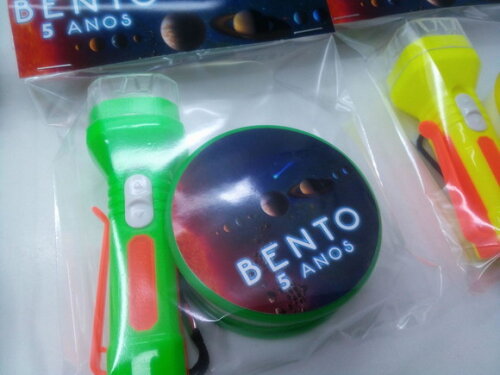 Kit Copo Retratil + Mini Lanterna Planetas