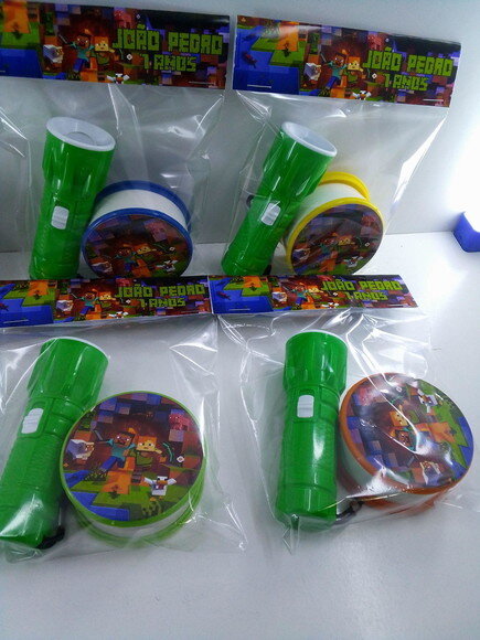Kit Copo Retratil + Mini Lanterna Tema Minecraft