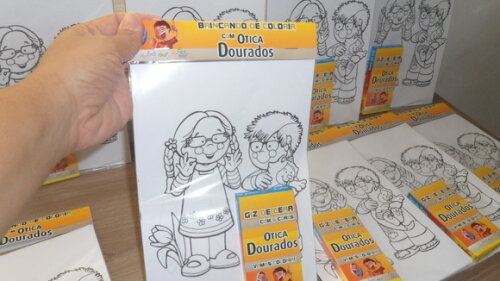 Kit de Desenhos para Colorir com Giz de Brindes para Empresa