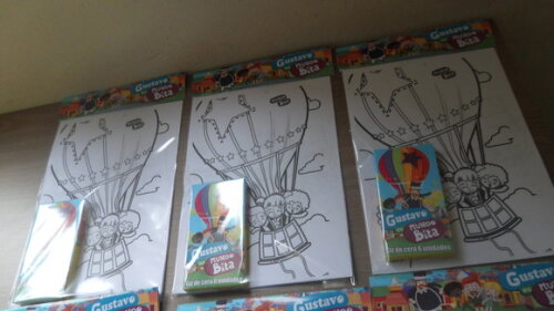 Kit de Desenhos para Colorir com Giz de Cera Mundo Bita