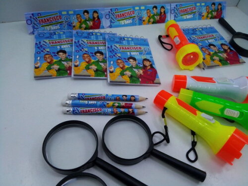 Kit Dpa Bloquinho+mini Lápis+lanterna+lupa
