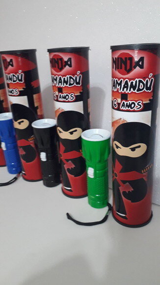 Kit Pega Vareta e Mini Lanterna + Saquinho Tag e Fita Ninja