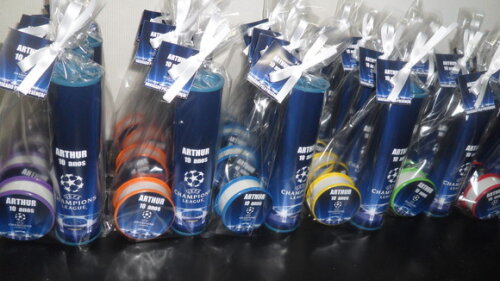 Kit Pega Varetas e Copo Retratil Tema Futebol