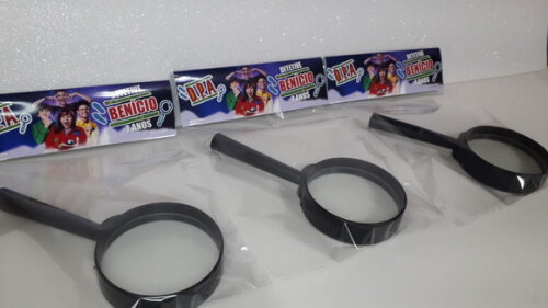 Lembrancinha DPA Lupa + Lapela Personalizada