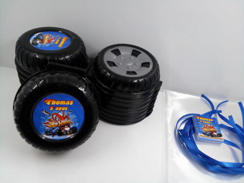 Lembrancinha Hot Wheels Pote em Formato de Roda Capacidade: 340 ml