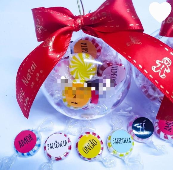 Bolinha Acrílica com 6 Balinhas- Boas Festas