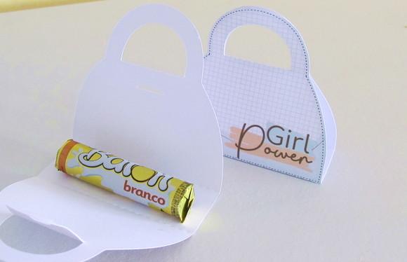 Bolsinha com 1 Chocolate Baton- Dia da Mulher