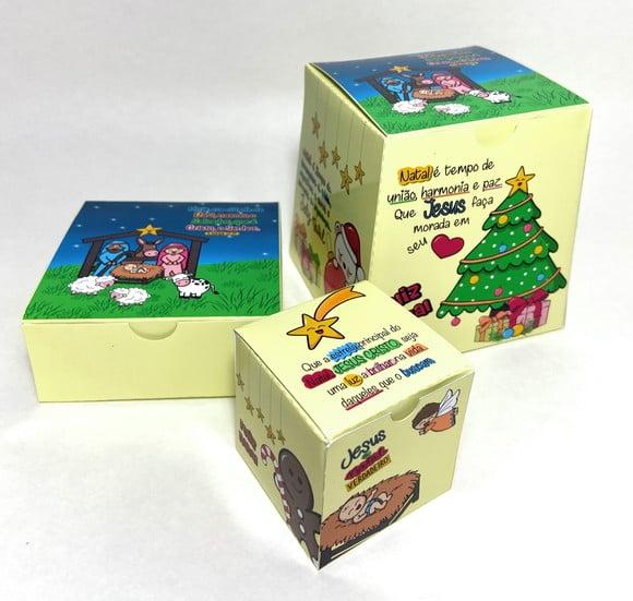 Caixinha com 8 Balinhas- Natal