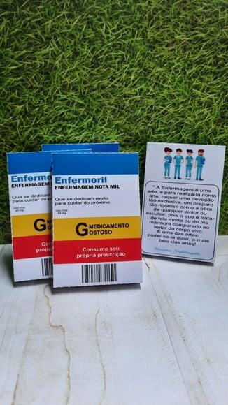 Caixinha com Kitkat- Enfermagem