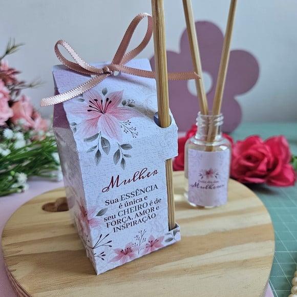 Caixinha com Mini Aromatizador de Ambiente- Dia da Mulher