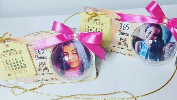 Calendário 2023 com Esfera Acrílica e Foto