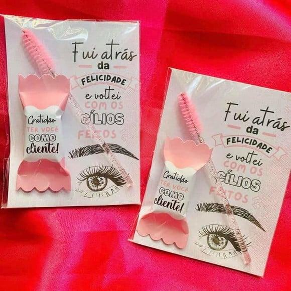 Card Cílios com Balinha e escovinha