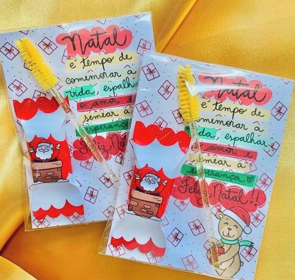 Card com Balinha e Escovinha- Natal