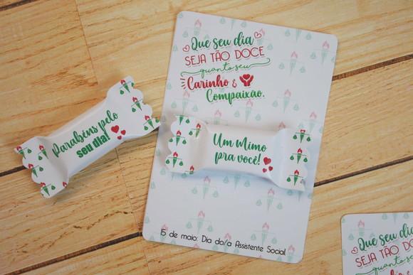 Card com Balinha- Assistente Social