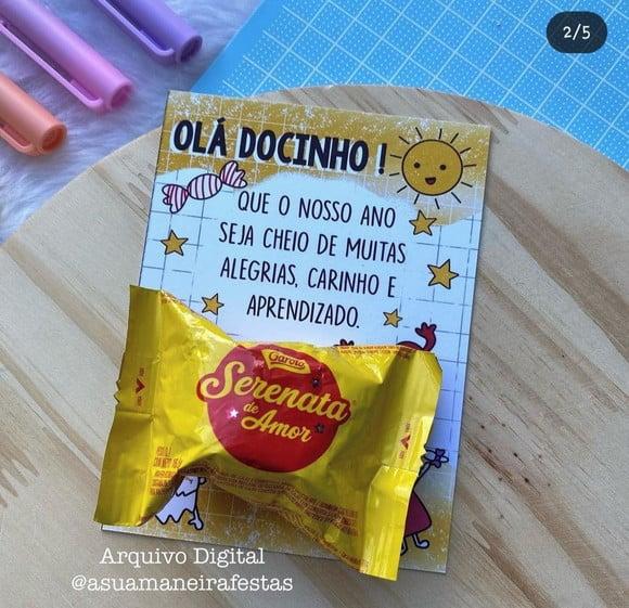 Card com Bombom- Volta as Aulas