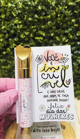 Card com Brilho Labial- Dia da Mulher