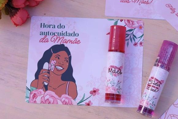 Card com Brilho Labial- Dia das Mães