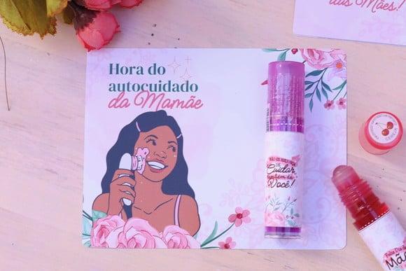 Card com Brilho Labial- Dia das Mães
