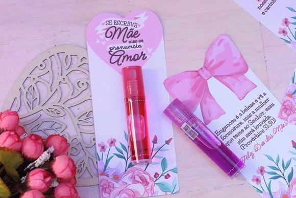 Card com Brilho Labial- Dia das Mães