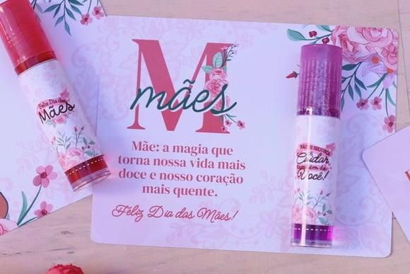 Card com Brilho Labial- Dia das Mães