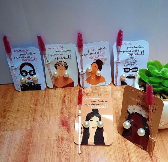 Card com Brinco e Escovinha- Dia da Mulher