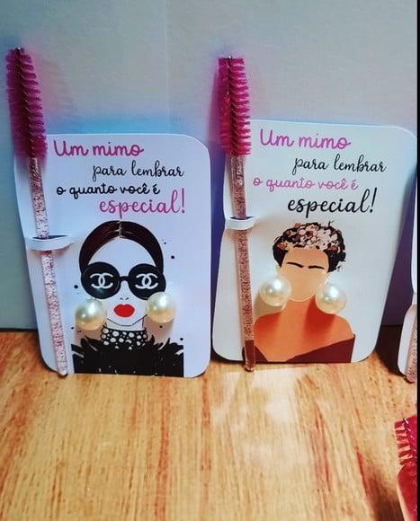 Card com Brinco e Escovinha- Dia da Mulher