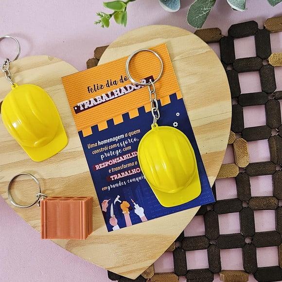 Card com Chaveirinho- Dia do Trabalho