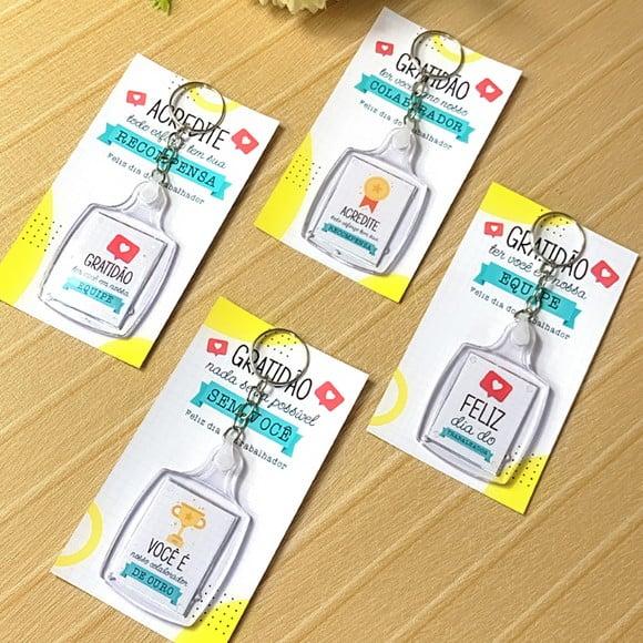 Card com Chaveirinho- Dia do Trabalho