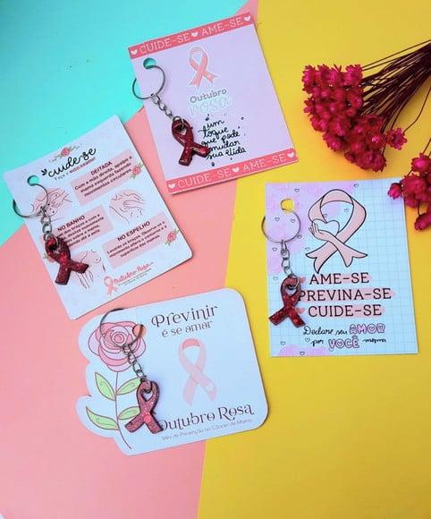 Card com Chaveirinho- Outubro Rosa