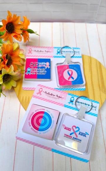 Card com Chaveiro e Tablete Cacau Show 5g- Outubro e Novembr