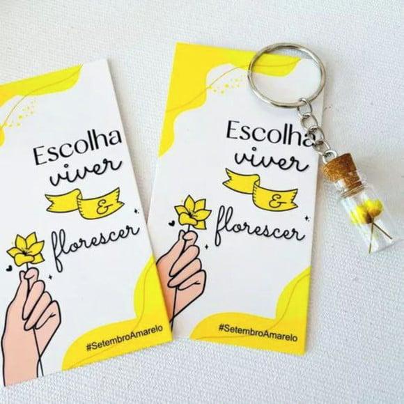 Card com Chaveiro Vidrinho e Florzinha- Setembro Amarelo