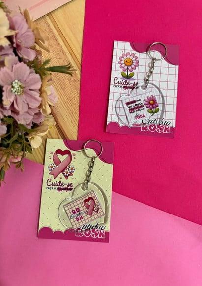 Card com Chaveiro- Outubro Rosa