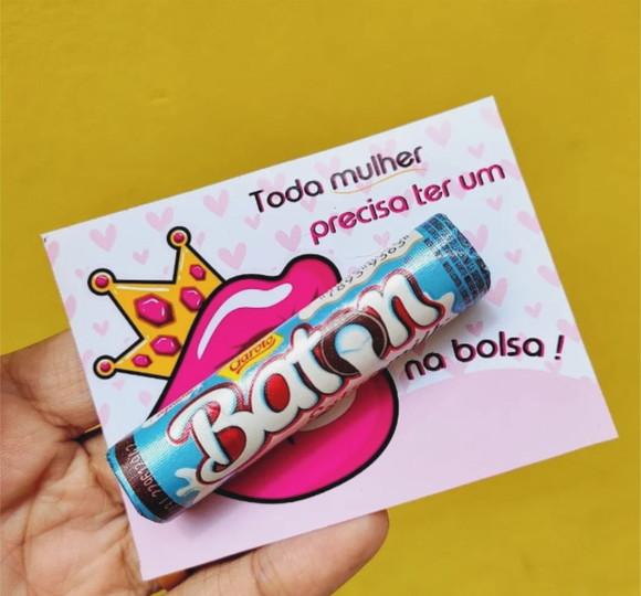 Card com Chocolate Baton- Dia da Mulher