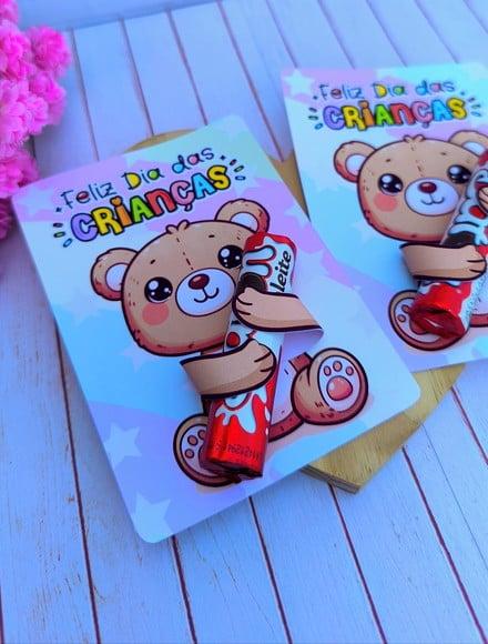 Card com Chocolate Baton- Dia das Crianças
